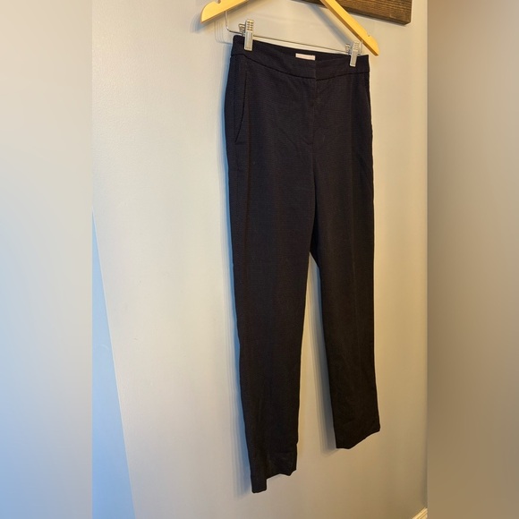 H&M White and Navy Mid-rise Trousers with Tailored Silhouette size 2 - Picture 3 of 8